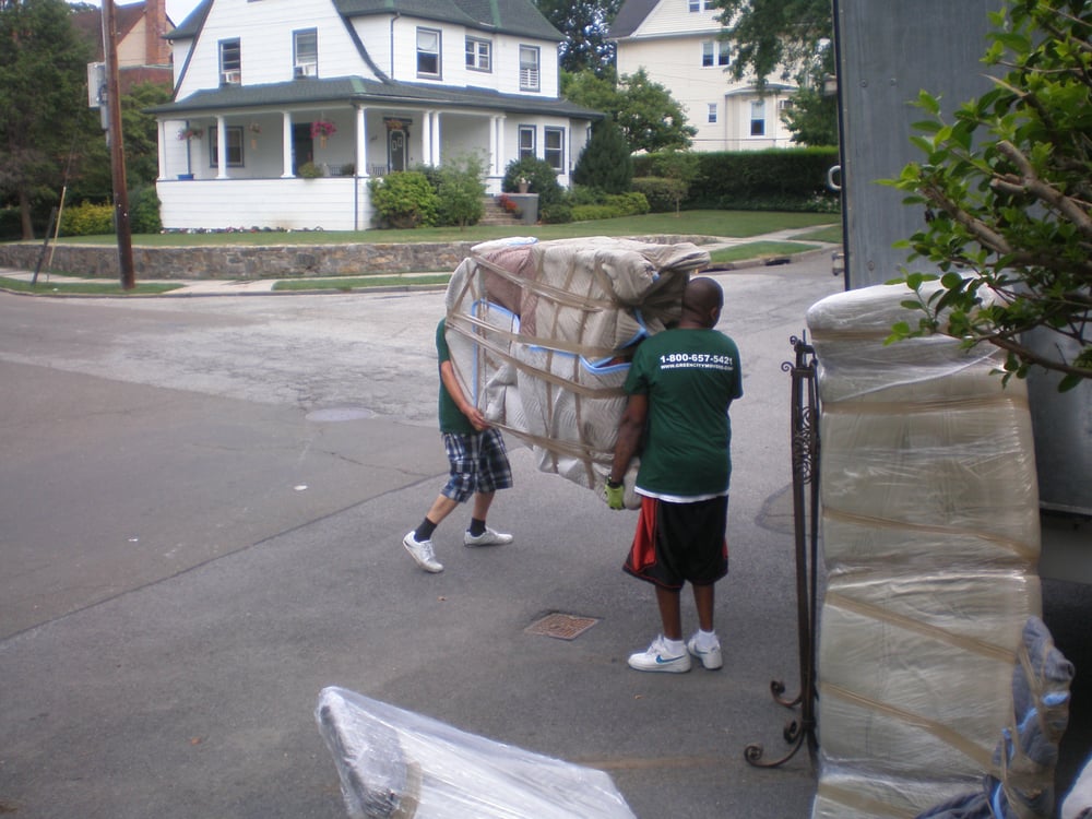 storage solution Ossining Movers