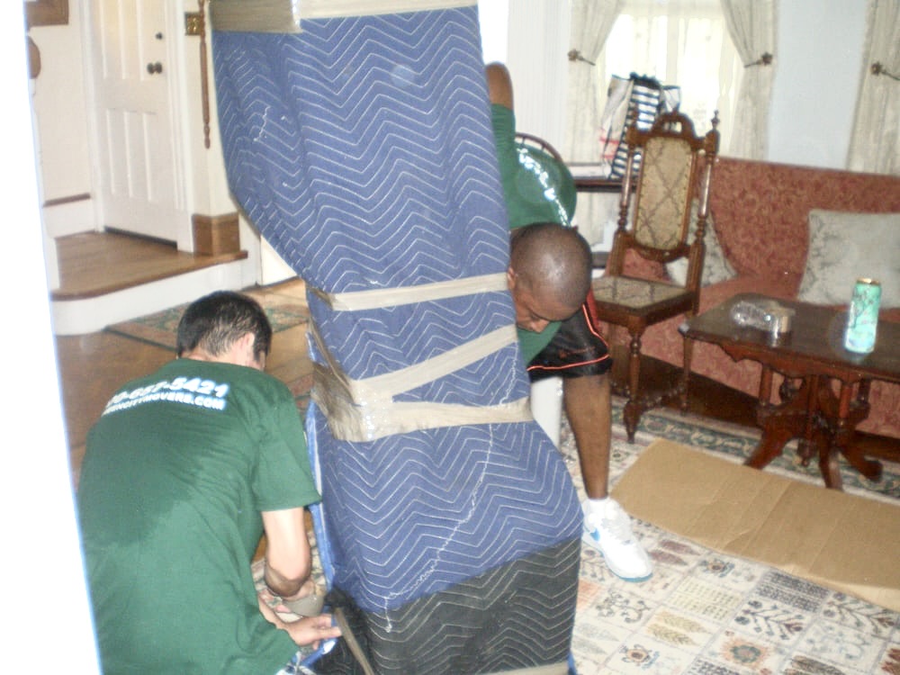 Call for free moving quote and trust your next move to the Ossining Movers.